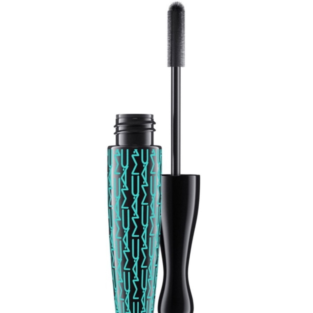 MAC In Extreme Dimension Waterproof Mascara